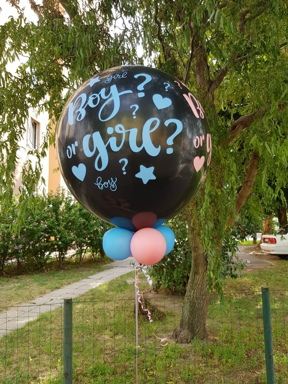 Óriás babaneme pukkasztós lufi